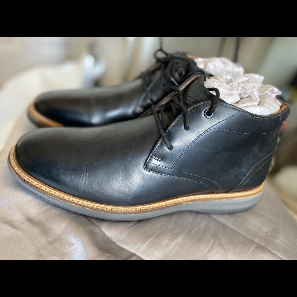 Florsheim chukka boots 10M New
